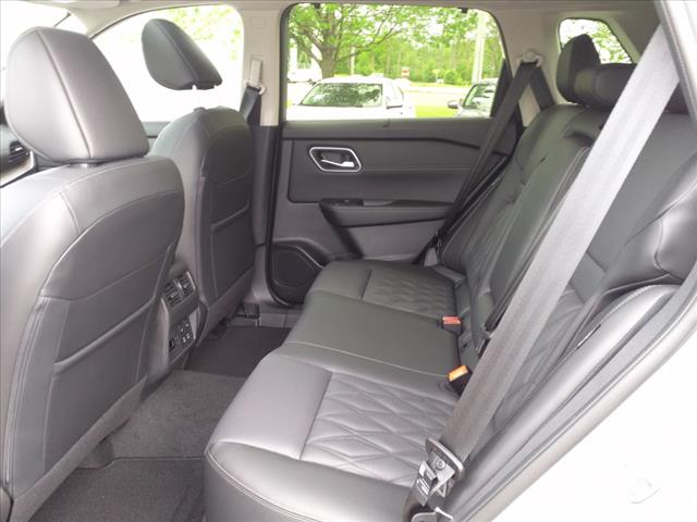 2025 Nissan Rogue Platinum