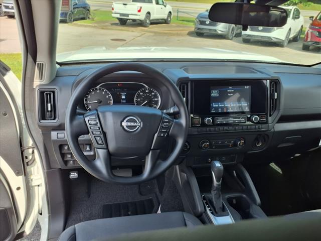 2025 Nissan Frontier S