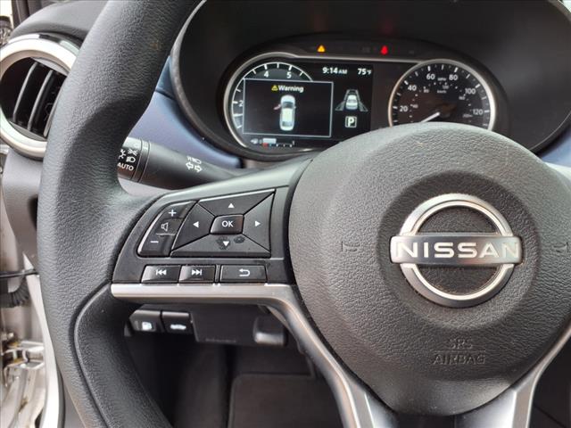 2023 Nissan Versa SV