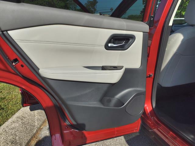 2025 Nissan Rogue 
