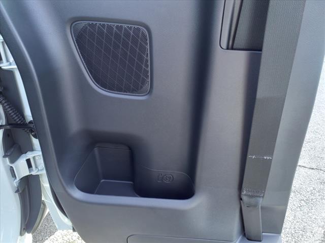 2025 Nissan Frontier SV V6