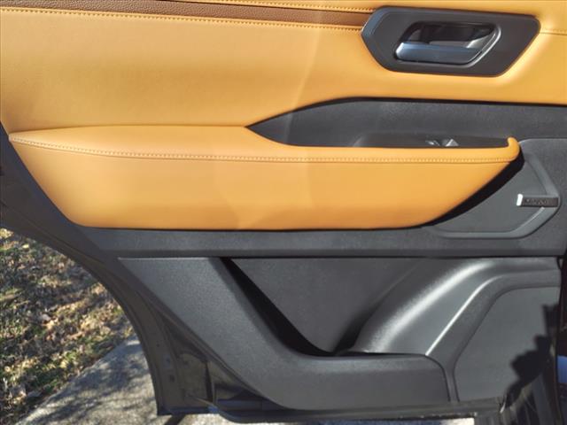 2025 Nissan Armada SL
