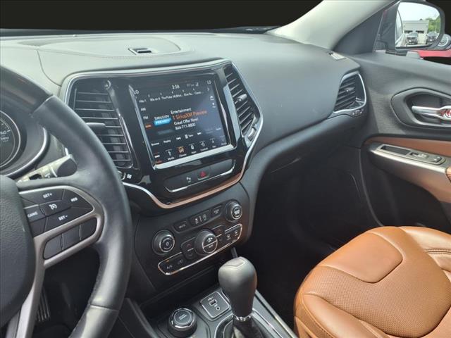 2019 Jeep Cherokee Overland