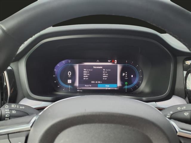 2024 Volvo S60 Core Dark Theme