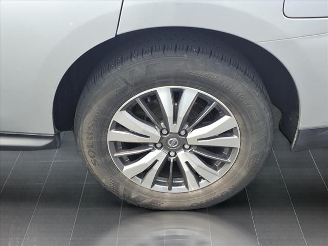 2019 Nissan Pathfinder SL