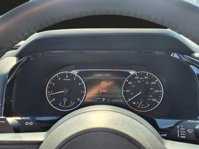 2024 Nissan Pathfinder SV