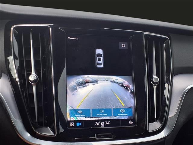 2024 Volvo S60 Core Dark Theme