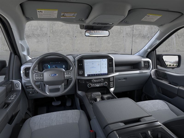 2025 Ford F-150 Lightning XLT