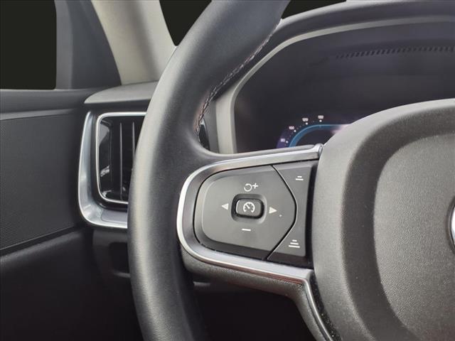 2024 Volvo S60 Core Dark Theme