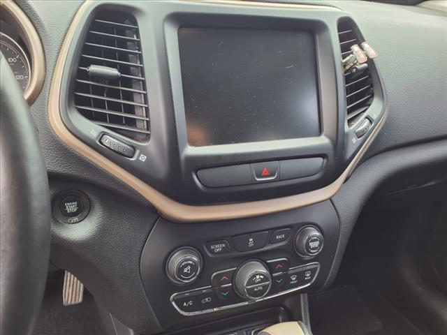 2015 Jeep Cherokee Altitude