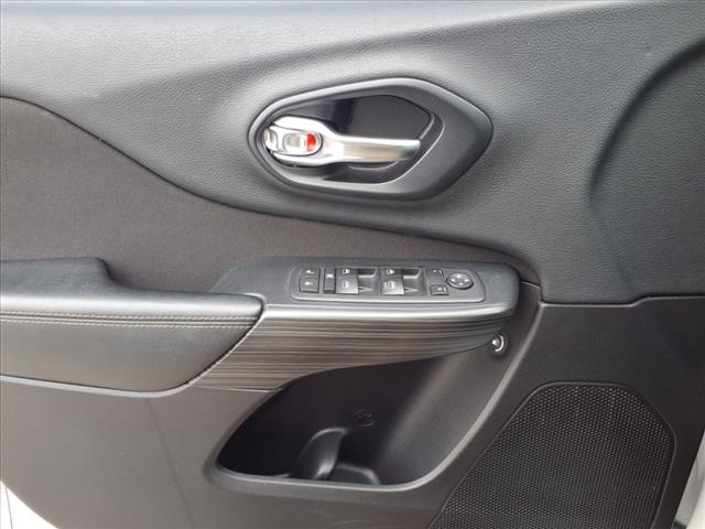 2015 Jeep Cherokee Altitude