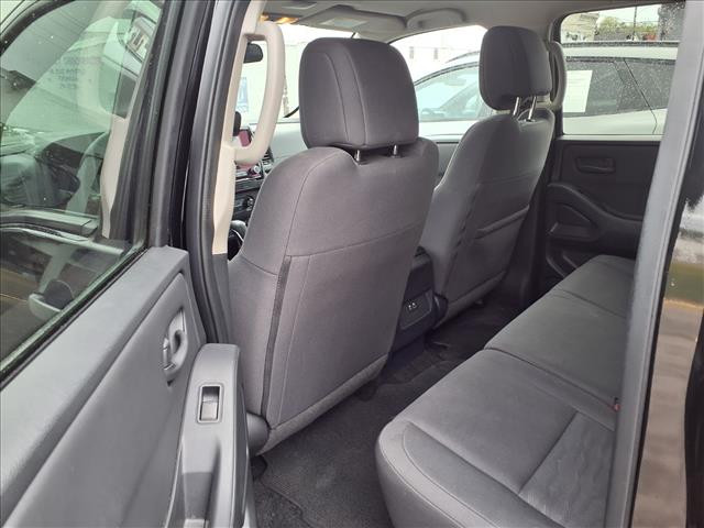 2023 Nissan Frontier S