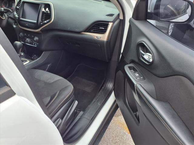 2015 Jeep Cherokee Altitude