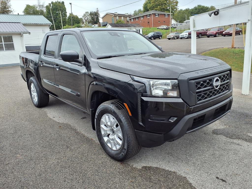 2023 Nissan Frontier S - main photo