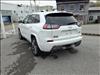 2019 Jeep Cherokee Overland - thumbnail 3