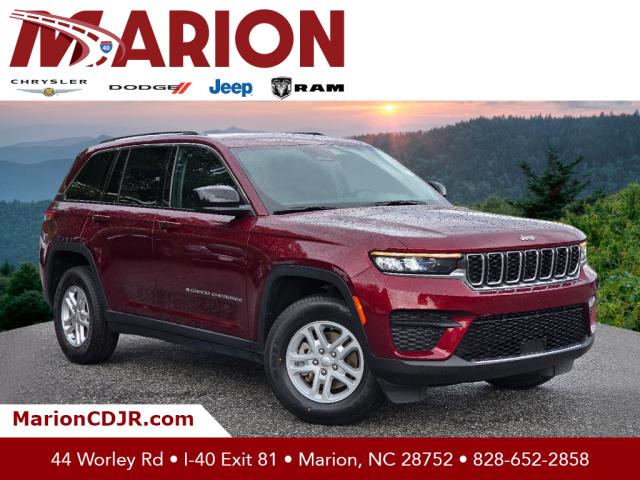 2024 Jeep Grand Cherokee Laredo w/ Uconnect 8.4