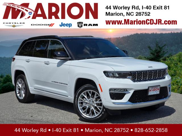 2025 Jeep Grand Cherokee Summit 4WD w/ Luxury Tech Group V