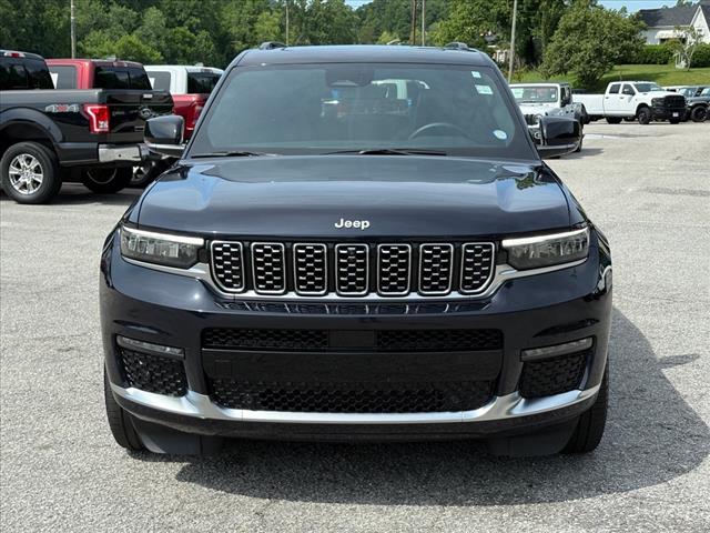 2024 Jeep Grand Cherokee L Summit 4x4 w/ Luxury Tech V