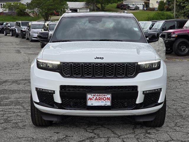 2025 Jeep Grand Cherokee L Summit 4WD w/ High Altitude Pkg and 3rd Row Seat