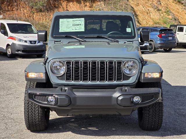 2025 Jeep Gladiator Nighthawk 4WD