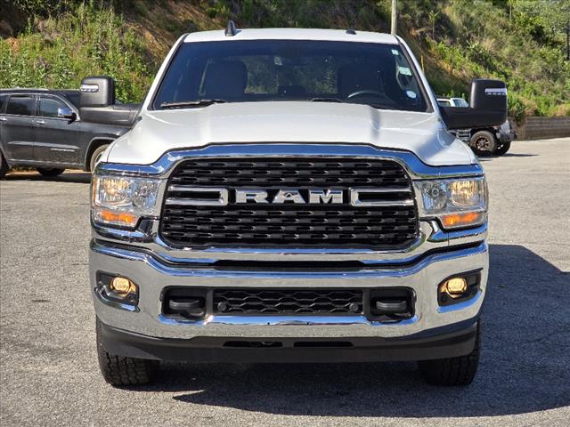 2024 RAM 2500 Big Horn 4WD Level 1 w/ Off-Road Group