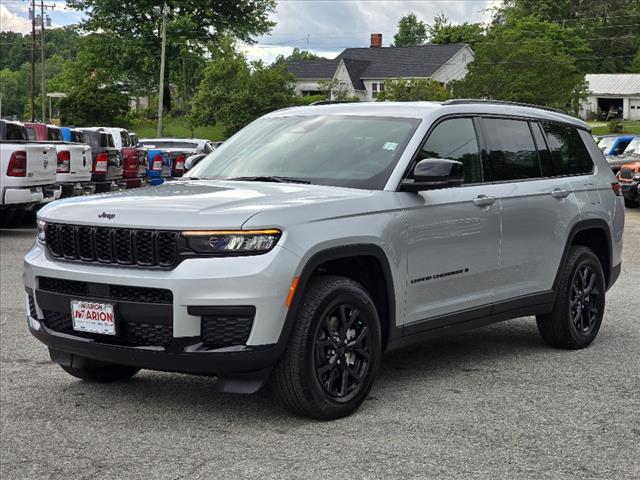 2025 Jeep Grand Cherokee L Altitude X 4WD w/ Back-up Camera and Remote Star