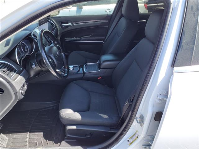 2019 Chrysler 300 Touring