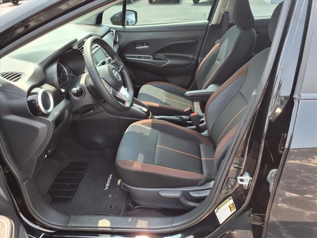 2021 Nissan Versa SR