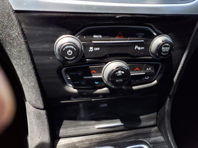 2018 Chrysler 300 Touring L