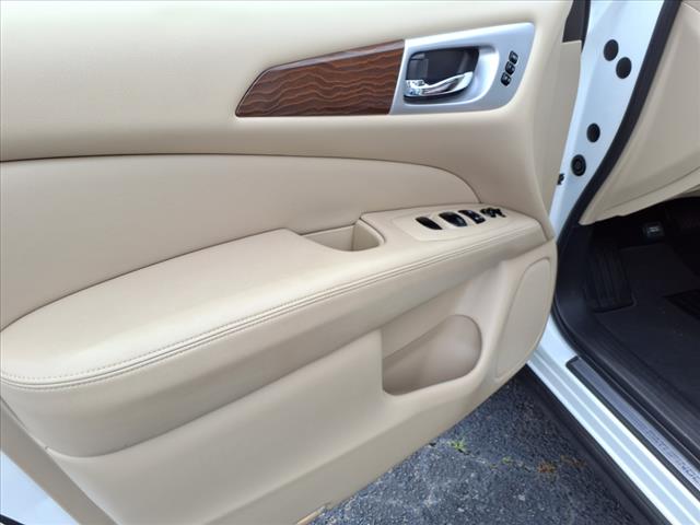 2019 Nissan Pathfinder Platinum