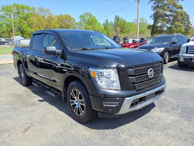 2021 Nissan Titan SV
