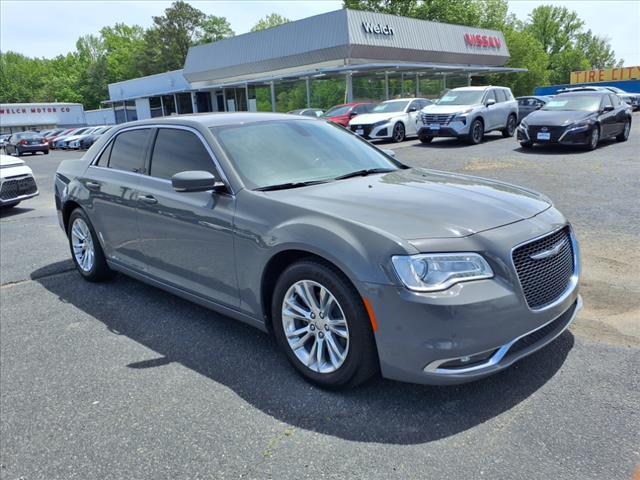 2018 Chrysler 300 Touring L