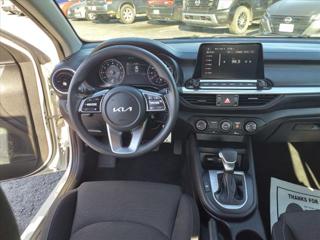 2023 Kia Forte LX