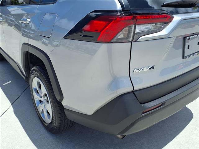 2023 Toyota RAV4 LE