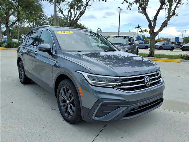 2023 Volkswagen Tiguan 2.0T SE