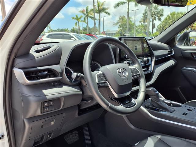 2023 Toyota Highlander XSE