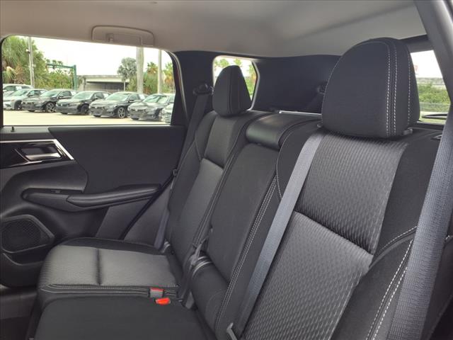 2024 Mitsubishi Outlander ES