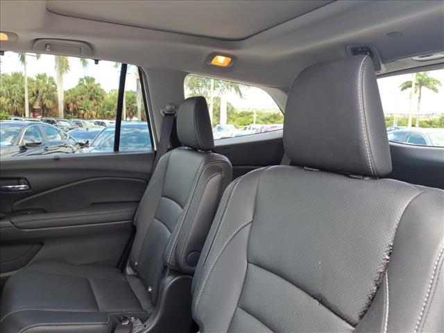 2022 Honda Pilot Elite