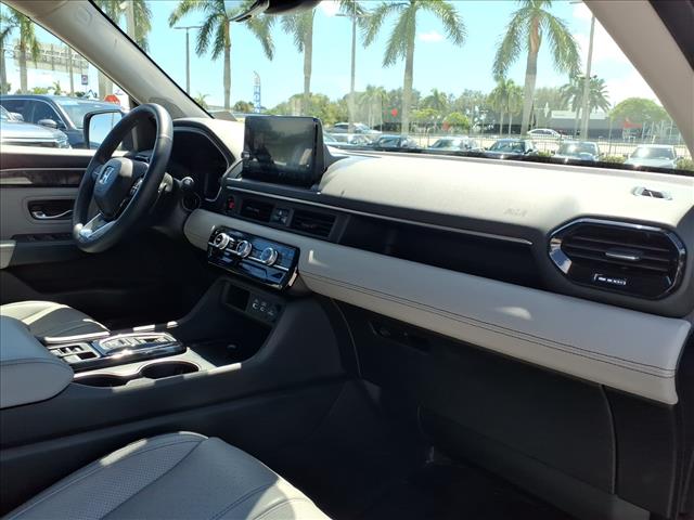 2023 Honda Pilot Elite