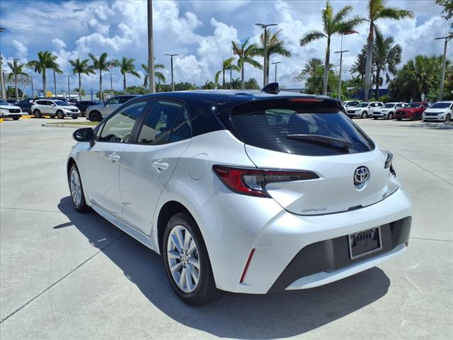 2024 Toyota Corolla Hatchback SE