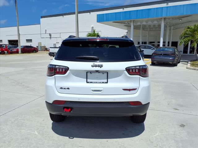 2024 Jeep Compass Trailhawk