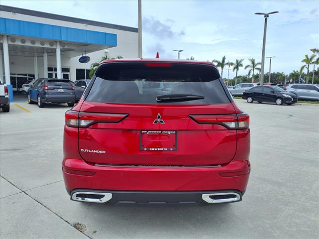 2024 Mitsubishi Outlander ES