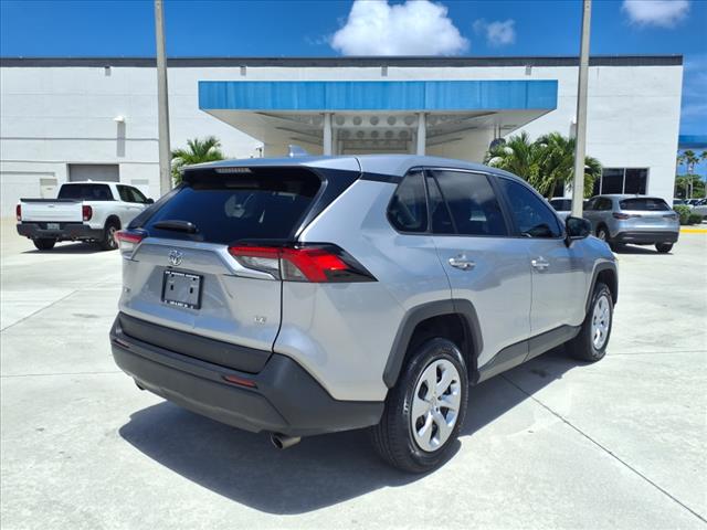 2023 Toyota RAV4 LE