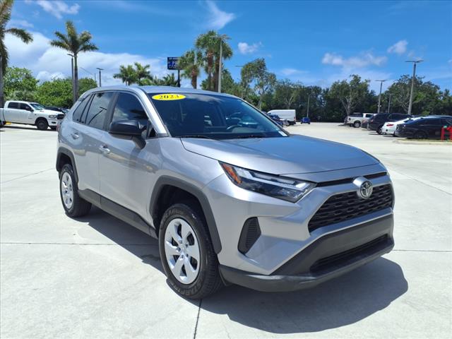 2023 Toyota RAV4 LE