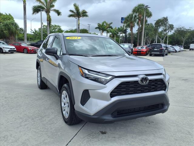 2024 Toyota RAV4 LE