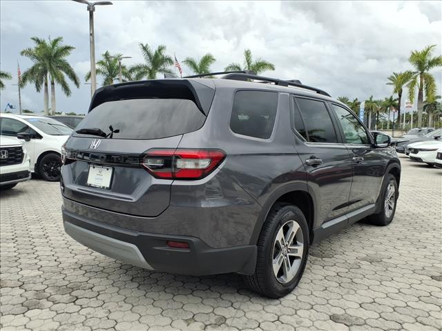 2023 Honda Pilot EX-L 7 Passenger
