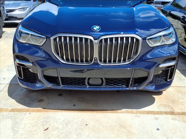 2022 BMW X5 M50i