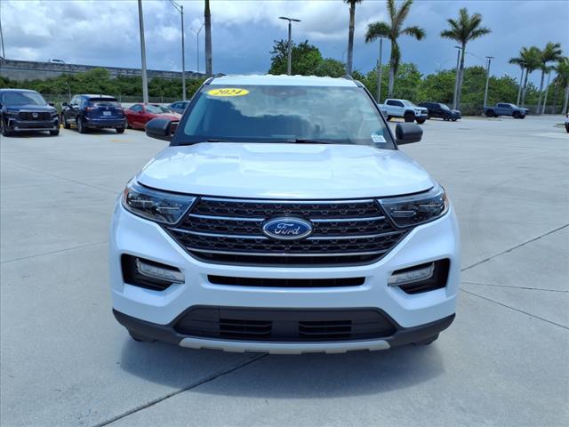 2024 Ford Explorer XLT