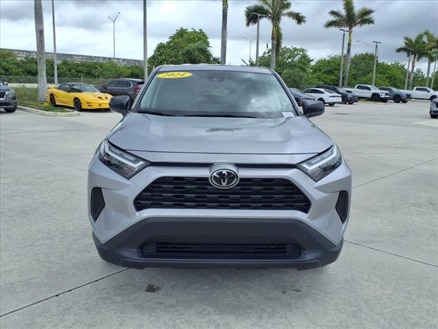 2024 Toyota RAV4 LE