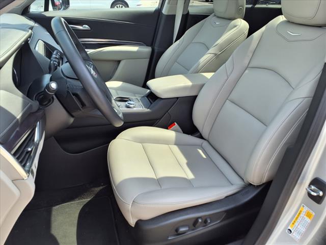 2022 Cadillac XT4 AWD LUX CUE S/R NAV C/W D/A